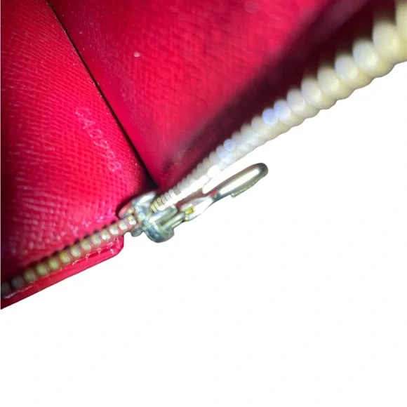 Louis Vuitton Portefueille Sarah Wallet - Picture 4 of 16